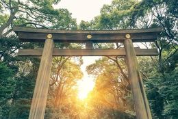 まじ卍（まんじ）の意味は？高校生の流行語は女子大生にどう映った？